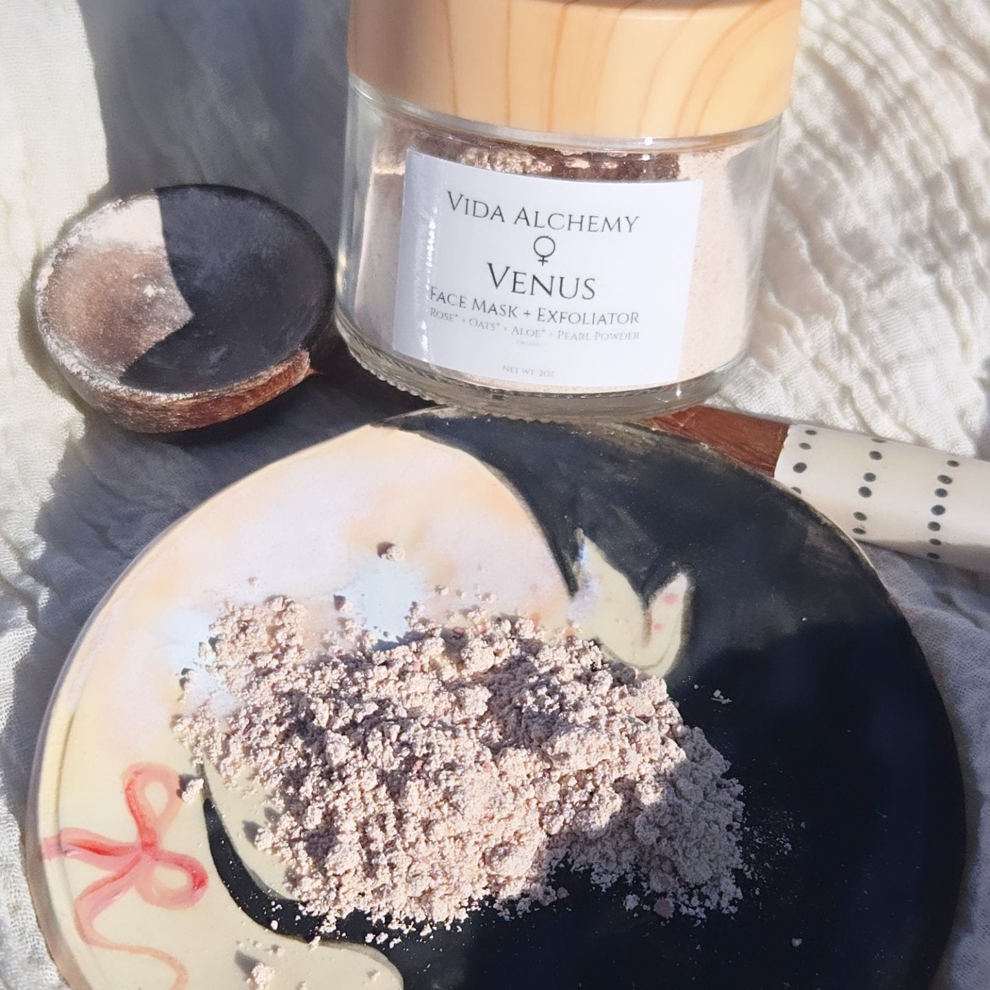 Venus Face Mask & Exfoliator